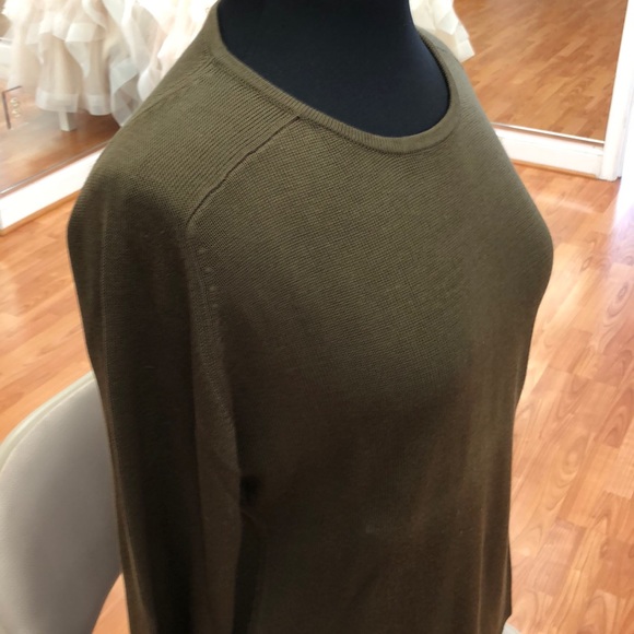 Women’s chocolate silk sweater - Picture 4 of 4